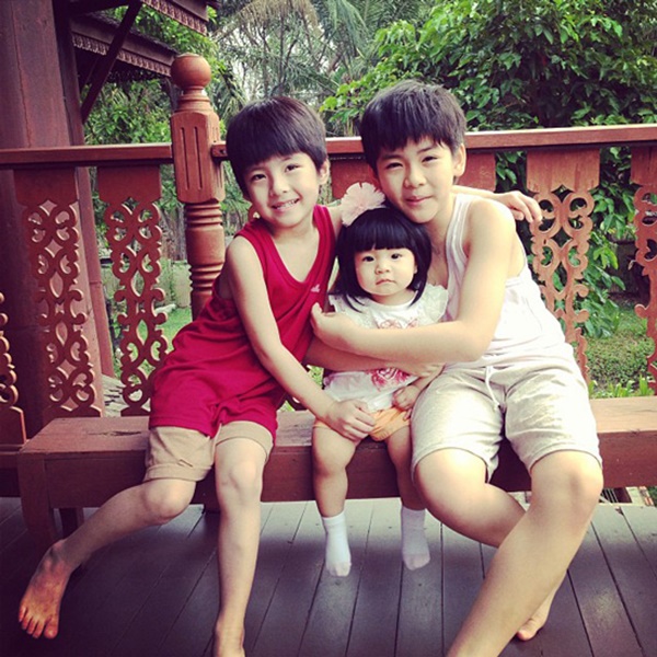 น้องฮานะ หรือ น้องอ้อย น้องฮานะ หรือ น้องอ้อย