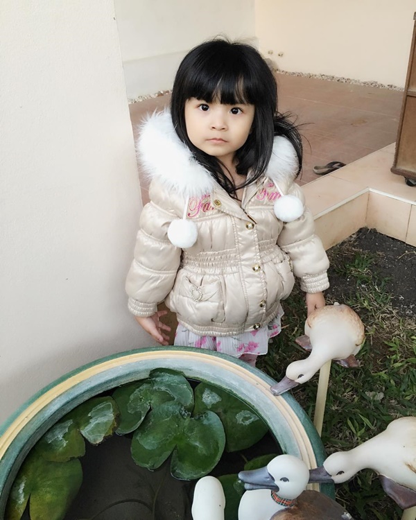 น้องฮานะ หรือ น้องอ้อย น้องฮานะ หรือ น้องอ้อย