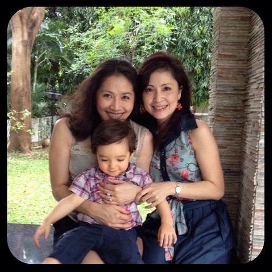 น้ำฝน โกมลฐิติ น้ำฝน โกมลฐิติ