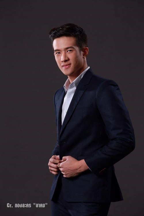 เจมส์ มาร์ เจมส์ มาร์