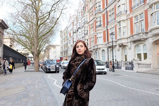 อุ้ม ลักขณา อุ้ม ลักขณา