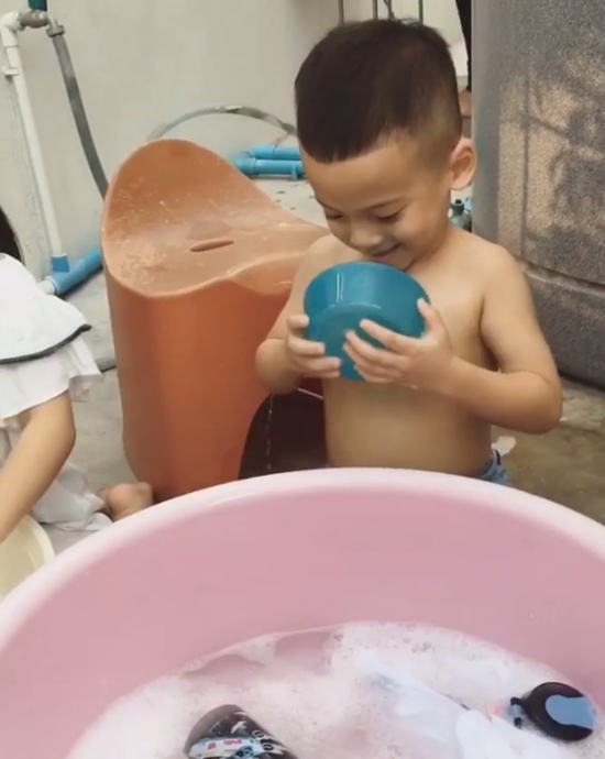 น้องบีน่า น้องบรู๊คลิน น้องบีน่า น้องบรู๊คลิน