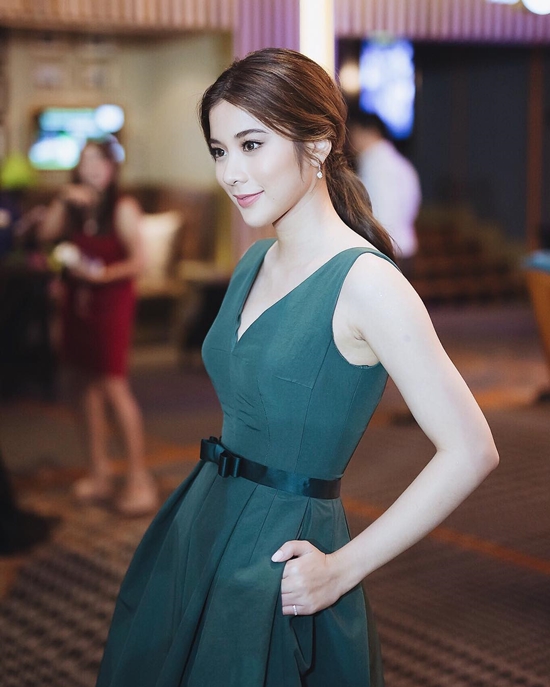 พีช พชร - เก้า สุภัสรา - พีค ภัทรศยา ตัดใจไม่ต่อสัญญา GDH ผันเซ็นสัญญาช่อง พีช พชร - เก้า สุภัสรา - พีค ภัทรศยา ตัดใจไม่ต่อสัญญา GDH ผันเซ็นสัญญาช่อง