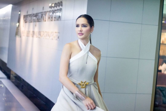 แคท เซฟฟานี่ อาวะนิค แคท เซฟฟานี่ อาวะนิค