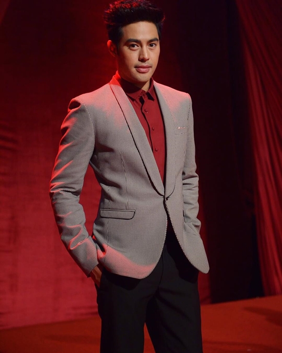 ไฮโซ มิ้นท์ ท็อป จรณ ไฮโซ มิ้นท์ ท็อป จรณ