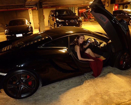 ม่านฟ้า อรปภัตร ม่านฟ้า อรปภัตร