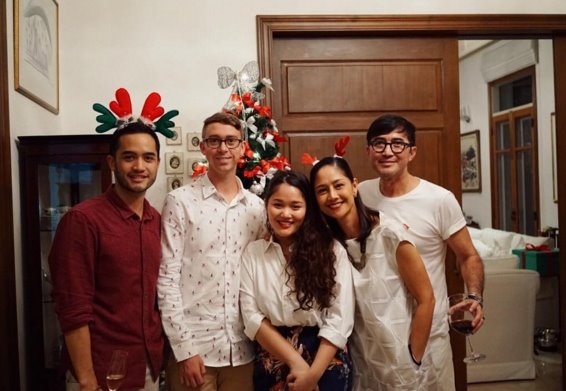 ครอบครัวเปล่งพานิช ครอบครัวเปล่งพานิช