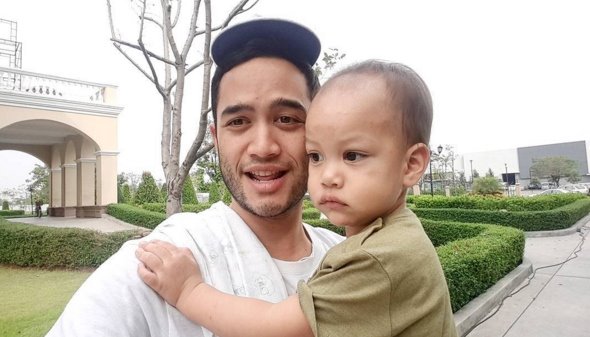 ครอบครัวเปล่งพานิช ครอบครัวเปล่งพานิช