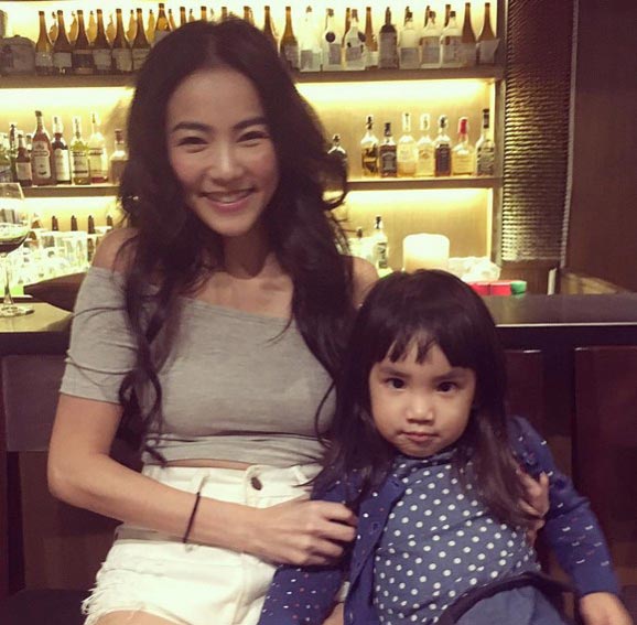 กิ๊บซี่ วนิดา กิ๊บซี่ วนิดา