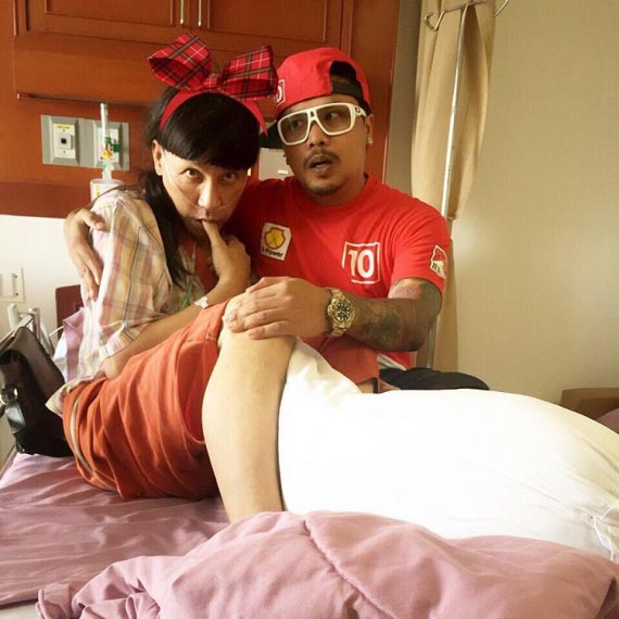 มัม ลาโคนิคส์ มัม ลาโคนิคส์