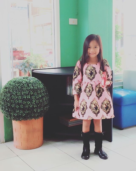 หลิว มนัสวีร์ หลิว มนัสวีร์