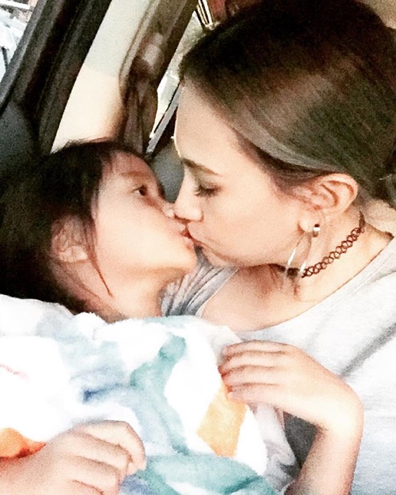 หลิว มนัสวีร์ หลิว มนัสวีร์