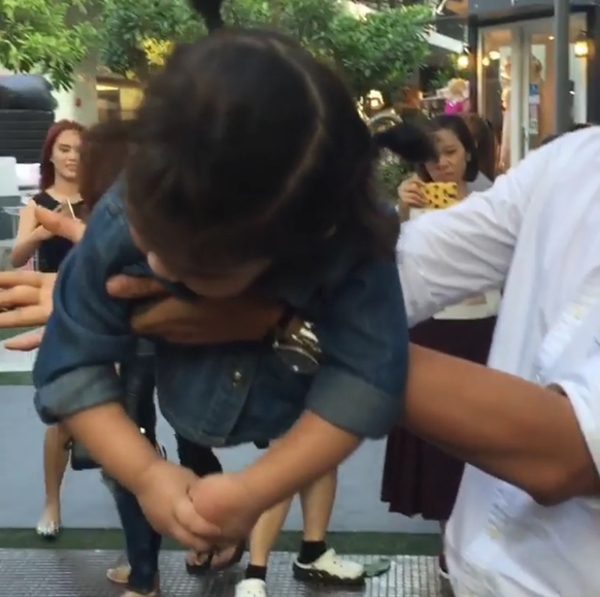 น้องมะลิ น้องมะลิ