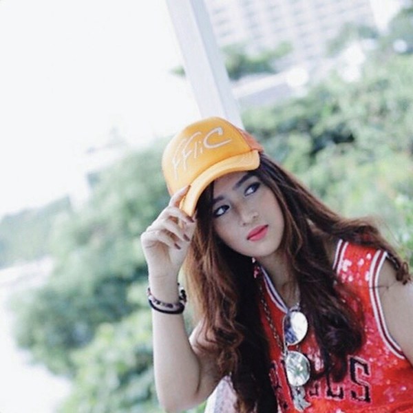 หลานเบิร์ด ธงไชย หลานเบิร์ด ธงไชย