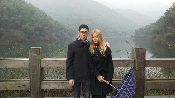 เนย หมอยู เนย หมอยู