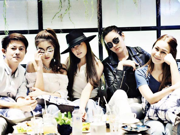 แก๊งนางฟ้า แก๊งนางฟ้า