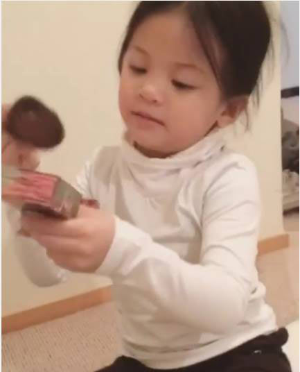 น้องบีน่า น้องบีน่า