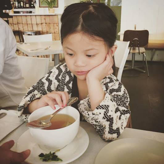 น้องบีน่า น้องบีน่า