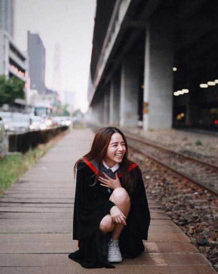 ใบเตย สุวพิชญ์ รับปริญญา ใบเตย สุวพิชญ์ รับปริญญา