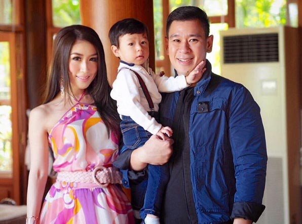 เอิร์น จิรวรรณ เอิร์น จิรวรรณ