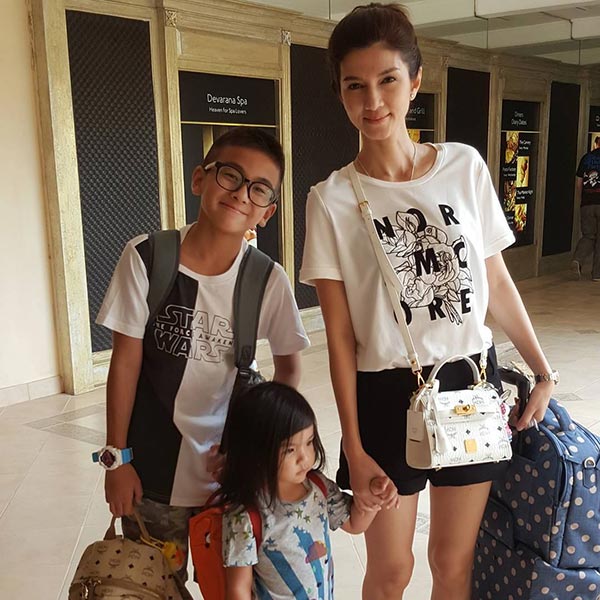 น้องมะลิ น้องมะลิ