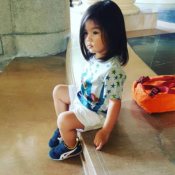 น้องมะลิ น้องมะลิ