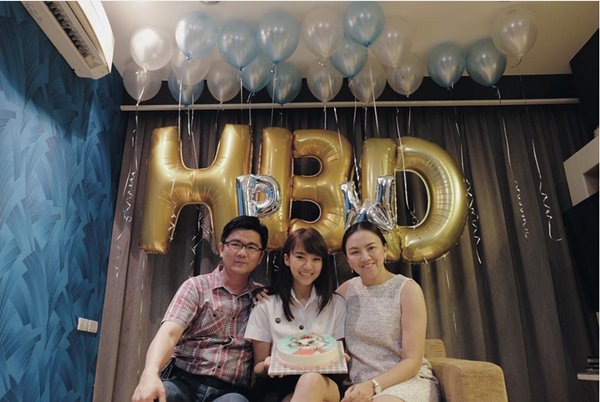 ดาราชุดนักศึกษา ดาราชุดนักศึกษา