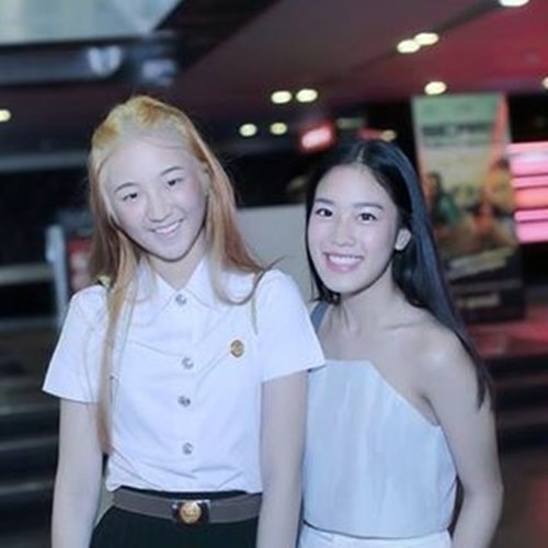 ดาราชุดนักศึกษา ดาราชุดนักศึกษา