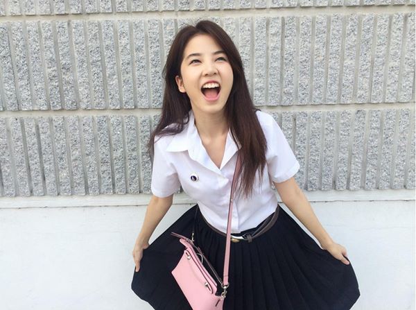 ดาราชุดนักศึกษา ดาราชุดนักศึกษา