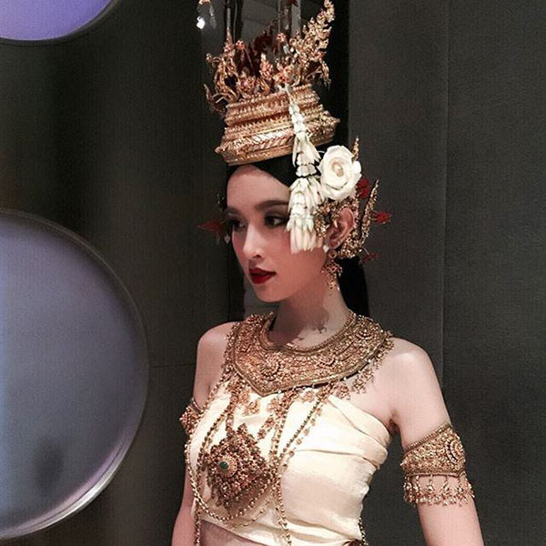 ปอย ตรีชฎา ปอย ตรีชฎา