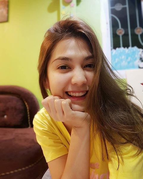 พันช์ วรกาญจน์ พันช์ วรกาญจน์