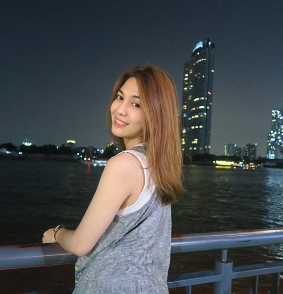 พันช์ วรกาญจน์ พันช์ วรกาญจน์