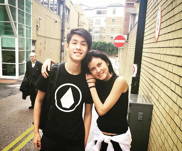 ปิ่น เก็จมณี ปิ่น เก็จมณี