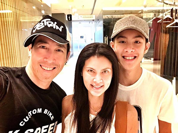 ปิ่น เก็จมณี ปิ่น เก็จมณี