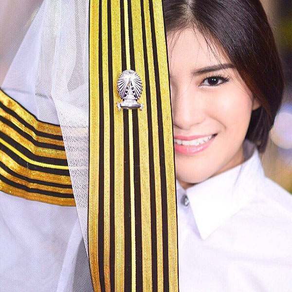 ดารารับปริญญา จุฬา ดารารับปริญญา จุฬา