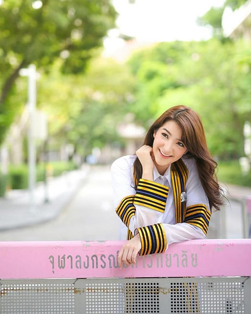 ดารารับปริญญา จุฬา ดารารับปริญญา จุฬา