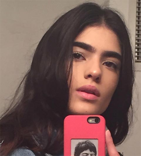 สาวเมินถูกล้อว่าคิ้วหนา เปลี่ยนปมด้อยเป็นจุดเด่น สาวเมินถูกล้อว่าคิ้วหนา เปลี่ยนปมด้อยเป็นจุดเด่น