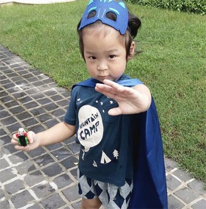 พีช สิตมน ยาหอมติ๊ก เจษฎาภรณ์ ยอดคุณพ่อ ยอมต่อรถไฟให้ลูกถึงเกือบเช้า พีช สิตมน ยาหอมติ๊ก เจษฎาภรณ์ ยอดคุณพ่อ ยอมต่อรถไฟให้ลูกถึงเกือบเช้า