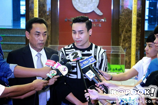 แอน มิตรชัย รับเป็นห่วง มิตร หลังถูกตัดสินจำคุก 6 ปี โกงอดีตแฟนสาว แอน มิตรชัย รับเป็นห่วง มิตร หลังถูกตัดสินจำคุก 6 ปี โกงอดีตแฟนสาว