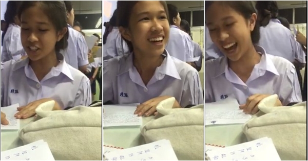 ดูกันครึ่งล้าน ! คลิปนักเรียนสอบอ่าน สำเนียงเป๊ะเว่อร์ เอาคะแนนเต็มไปเลย ดูกันครึ่งล้าน ! คลิปนักเรียนสอบอ่าน สำเนียงเป๊ะเว่อร์ เอาคะแนนเต็มไปเลย