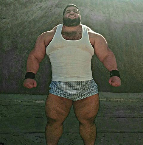 อื้อหือ หนุ่มฟิตหุ่นจนล่ำบึ้กไซส์บิ๊ก คนเทียบเป็น Hulk ในโลกความจริง อื้อหือ หนุ่มฟิตหุ่นจนล่ำบึ้กไซส์บิ๊ก คนเทียบเป็น Hulk ในโลกความจริง