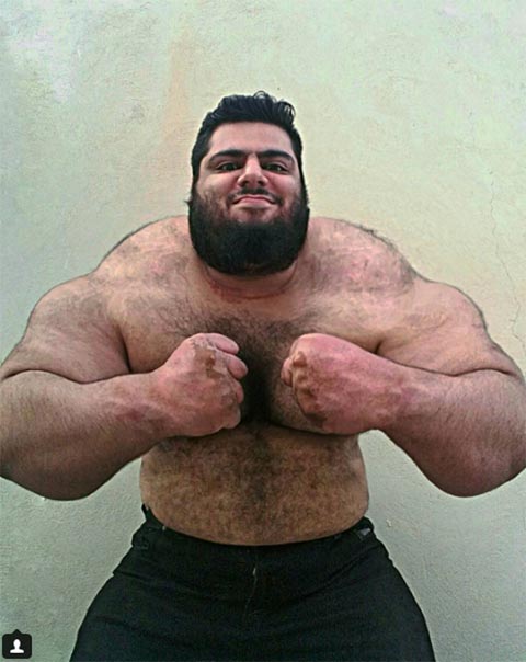 อื้อหือ หนุ่มฟิตหุ่นจนล่ำบึ้กไซส์บิ๊ก คนเทียบเป็น Hulk ในโลกความจริง อื้อหือ หนุ่มฟิตหุ่นจนล่ำบึ้กไซส์บิ๊ก คนเทียบเป็น Hulk ในโลกความจริง
