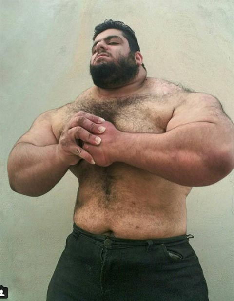 อื้อหือ หนุ่มฟิตหุ่นจนล่ำบึ้กไซส์บิ๊ก คนเทียบเป็น Hulk ในโลกความจริง อื้อหือ หนุ่มฟิตหุ่นจนล่ำบึ้กไซส์บิ๊ก คนเทียบเป็น Hulk ในโลกความจริง