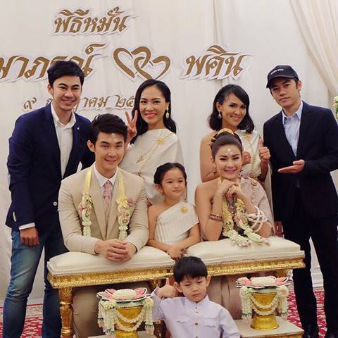 งานแต่ง ต้าร์ พศิน อ้อม ประถมาภรณ์ คู่ขวัญละครพื้นบ้าน ชื่นมื่นเปี่ยมสุข งานแต่ง ต้าร์ พศิน อ้อม ประถมาภรณ์ คู่ขวัญละครพื้นบ้าน ชื่นมื่นเปี่ยมสุข