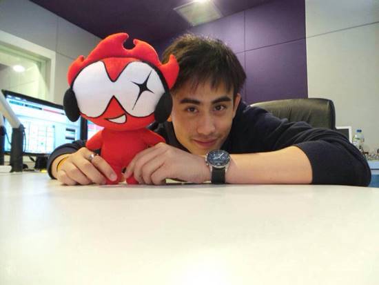 เปิดตัว ต๊ะ พิภู พุ่มแก้ว พิธีกรเรื่องเล่าเช้านี้คนใหม่ นั่งแท่นเล่าข่าวคู่น้องไบรท์ เปิดตัว ต๊ะ พิภู พุ่มแก้ว พิธีกรเรื่องเล่าเช้านี้คนใหม่ นั่งแท่นเล่าข่าวคู่น้องไบรท์