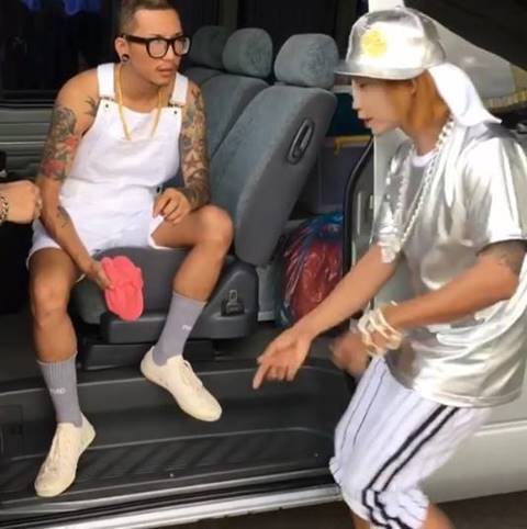 เทพพิทักษ์ แอสละ โชว์เต้นบีบอยปะทะ แจ๊ส ชวนชื่น ไม่มีใครยอมใคร !! เทพพิทักษ์ แอสละ โชว์เต้นบีบอยปะทะ แจ๊ส ชวนชื่น ไม่มีใครยอมใคร !!