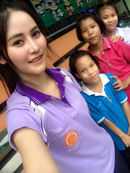 แชร์สนั่น น้องบลู นศ.ฝึกสอนสุดฮอต - วอนโซเชียลอย่าเกลียดกันเลยนะ แชร์สนั่น น้องบลู นศ.ฝึกสอนสุดฮอต - วอนโซเชียลอย่าเกลียดกันเลยนะ