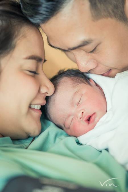 เผยภาพชุดแรกคลอด น้องเจ้าขา ลูกสาว กระแต หลุยส์ น่ารักน่าเอ็นดูจริง ๆ เผยภาพชุดแรกคลอด น้องเจ้าขา ลูกสาว กระแต หลุยส์ น่ารักน่าเอ็นดูจริง ๆ