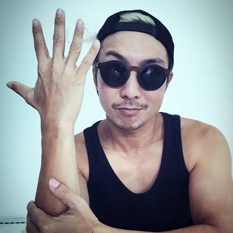 โจอี้ บอย โพต์ภาพต้นไม้ในภาษามือ ให้กำลังใจการปลูกป่า จ.น่าน โจอี้ บอย โพต์ภาพต้นไม้ในภาษามือ ให้กำลังใจการปลูกป่า จ.น่าน