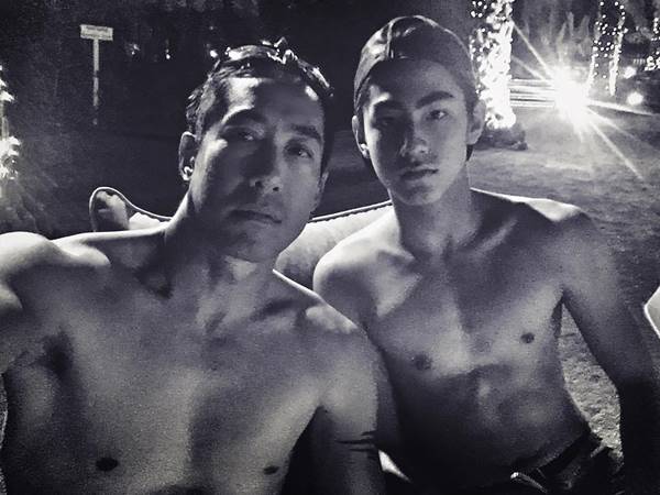 เจ เจตริน คาดไม่ถึง เจ้าขุน หลุดโป๊ขณะ Live สด เชื่อคนไม่แชร์ต่อ เจ เจตริน คาดไม่ถึง เจ้าขุน หลุดโป๊ขณะ Live สด เชื่อคนไม่แชร์ต่อ